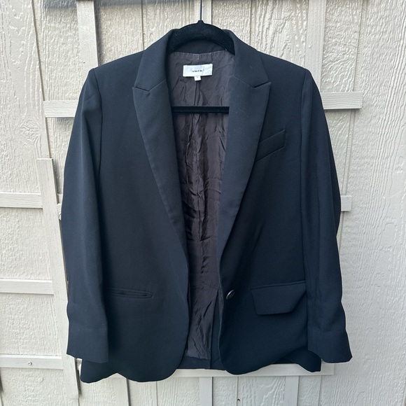 Vince black blazer 🫶🏻✨ - Picture 2 of 4